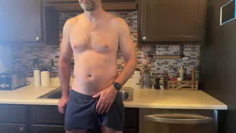 newguy_097 online show from October 20, 7:47 pm