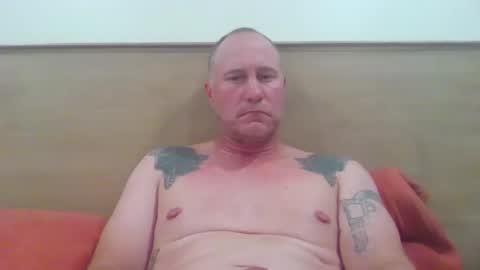 Snapshot of newportman1030 chatting on November 9, 1:37 am amandandhisgirl online show from November 9, 1:37 am