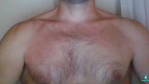 Snapshot of newtyguy90 chatting on December 3, 3:22 pm newtyguy90 online show from December 3, 3:22 pm