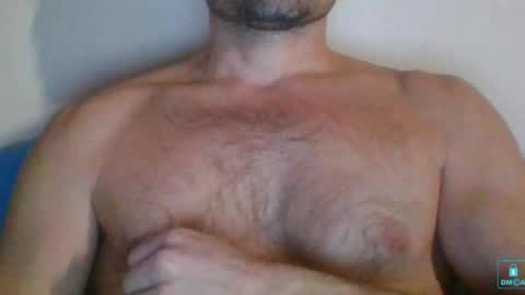 Snapshot of newtyguy90 chatting on December 10, 4:06 pm newtyguy90 online show from December 10, 4:06 pm