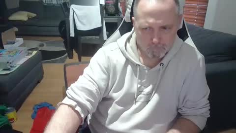 NewWorld online show from November 30, 7:40 pm