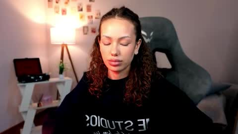 Lilly online show from March 1, 6:26 am