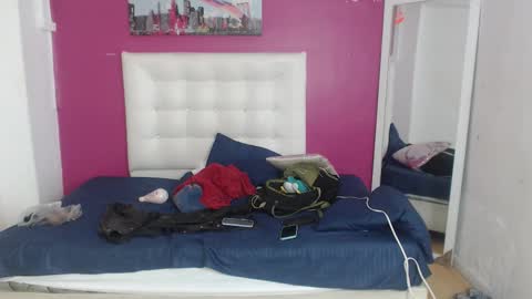 nextdoor_fantasy online show from December 5, 3:37 am