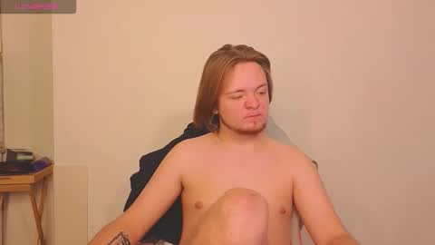 nexxxusme online show from March 10, 12:15 am