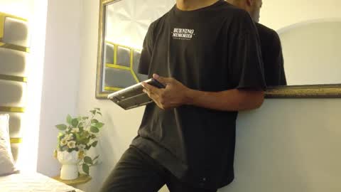 neytanmalcon online show from October 31, 8:43 pm