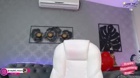 Sandra online show from February 14, 6:08 pm