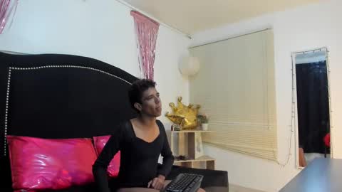 Snapshot of nezuco_tanyiro chatting on October 17, 5:21 am nezuco_tanyiro online show from October 17, 5:21 am