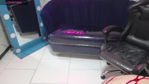 nezuko_v online show from January 14, 3:01 am