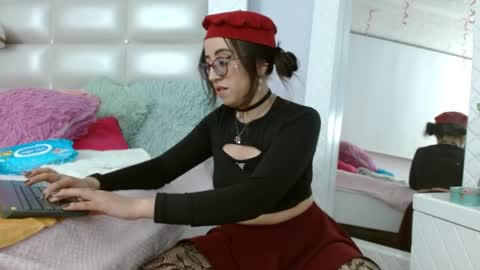 nezzukoo online show from April 10, 7:18 pm