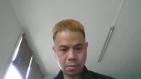 nguyen7788789 online show from April 28, 7:13 am
