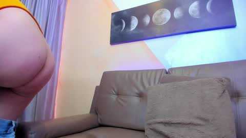 Estefani  online show from February 1, 5:47 pm