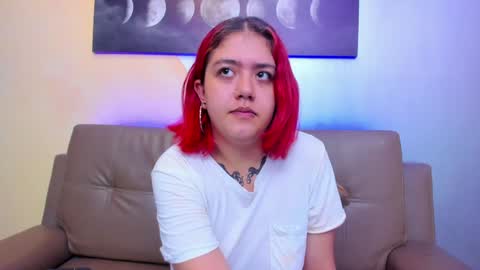 Estefani  online show from February 3, 11:53 am