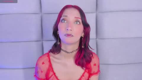 Snapshot of niaafox chatting on March 3, 12:44 pm Nia online show from March 3, 12:44 pm