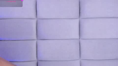 Snapshot of niaafox chatting on March 19, 12:20 pm Nia online show from March 19, 12:20 pm