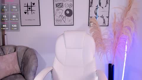 Nia online show from October 6, 1:30 pm