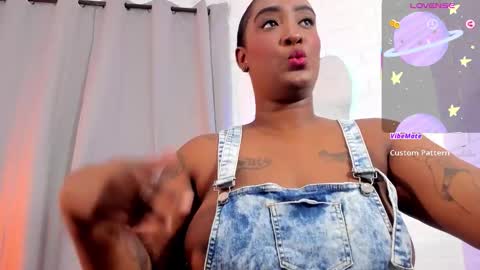 Nia online show from October 3, 6:32 am