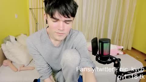 Nick PVT is open FanslyTwitter - Nic kycb online show from December 18, 4:06 pm