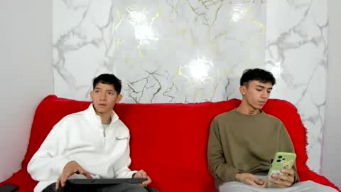 nice_boys11 online show from June 30, 1:12 pm
