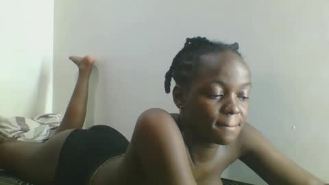 Snapshot of nicefantacy chatting on April 14, 12:05 am nicefantacy online show from April 14, 12:05 am