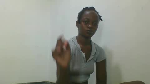 Snapshot of nicefantacy chatting on April 19, 12:33 am nicefantacy online show from April 19, 12:33 am