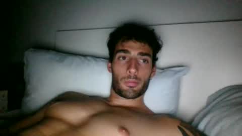 nicegguy9826 online show from September 10, 7:41 am