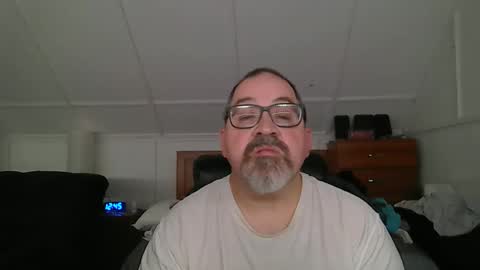 niceguy7208 online show from June 9, 4:46 am