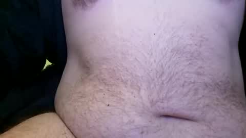 Snapshot of niceguydan69 chatting on January 1, 4:39 am COMEGUY69 online show from January 1, 4:39 am