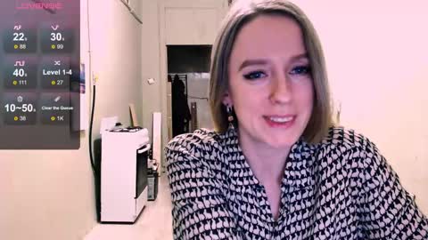 Snapshot of nicekat chatting on April 21, 9:28 pm Kathrine online show from April 21, 9:28 pm