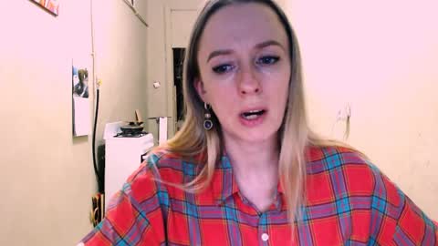 Snapshot of nicekat chatting on May 31, 6:09 pm Kathrine online show from May 31, 6:09 pm