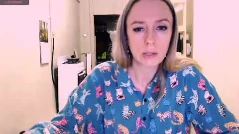 Snapshot of nicekat chatting on June 28, 8:04 pm Kathrine online show from June 28, 8:04 pm