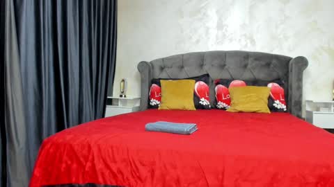 Sophie online show from December 4, 6:55 am