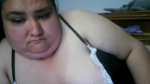 Nicholle online show from May 16, 12:18 am