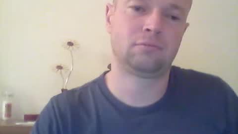 Snapshot of nick1990b chatting on December 9, 6:57 pm nick1990b online show from December 9, 6:57 pm