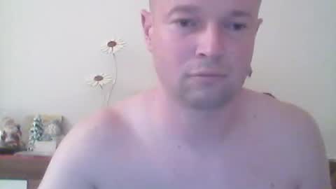 Snapshot of nick1990b chatting on January 20, 6:21 pm nick1990b online show from January 20, 6:21 pm