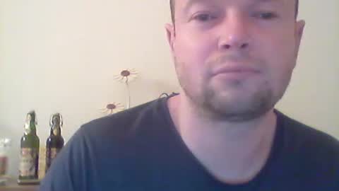 Snapshot of nick1990b chatting on February 25, 5:58 pm nick1990b online show from February 25, 5:58 pm