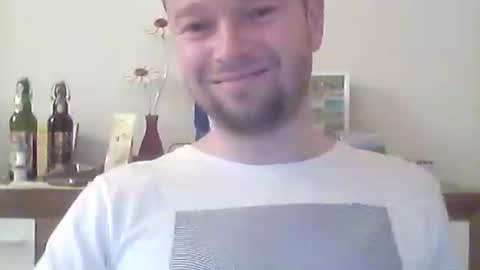 Snapshot of nick1990b chatting on February 28, 5:15 pm nick1990b online show from February 28, 5:15 pm