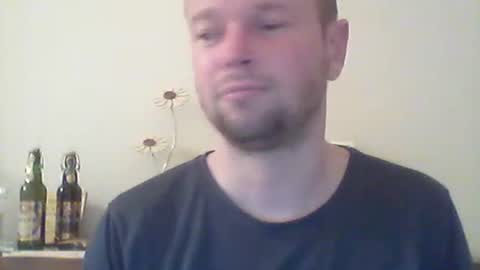 Snapshot of nick1990b chatting on March 1, 4:54 pm nick1990b online show from March 1, 4:54 pm