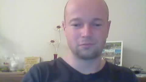 Snapshot of nick1990b chatting on October 22, 5:24 pm nick1990b online show from October 22, 5:24 pm