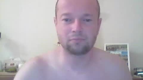 Snapshot of nick1990b chatting on November 10, 6:40 pm nick1990b online show from November 10, 6:40 pm