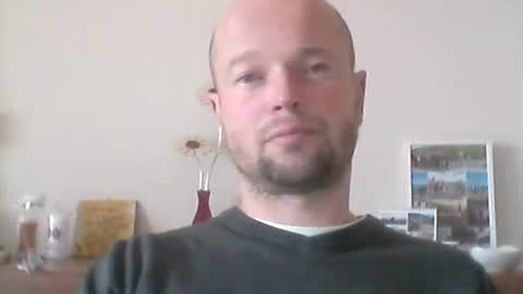 Snapshot of nick1990b chatting on February 2, 11:31 am nick1990b online show from February 2, 11:31 am