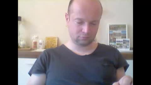 Snapshot of nick1990b chatting on March 31, 4:51 pm nick1990b online show from March 31, 4:51 pm