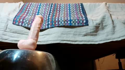 Snapshot of nick99994 chatting on November 16, 1:11 am nick99994 online show from November 16, 1:11 am