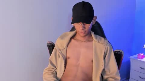 Nick online show from September 30, 8:36 pm