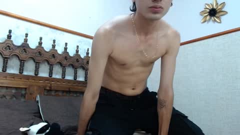 Snapshot of nick_damon chatting on January 14, 9:20 pm Nick online show from January 14, 9:20 pm