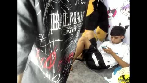 Snapshot of nick_damon chatting on February 23, 4:37 pm Nick online show from February 23, 4:37 pm