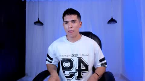 nick fenix online show from April 15, 2:29 am
