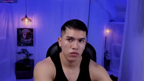 nick fenix online show from June 17, 2:36 am