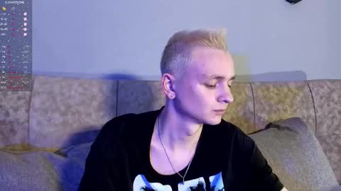 nick_kule online show from December 4, 8:12 am