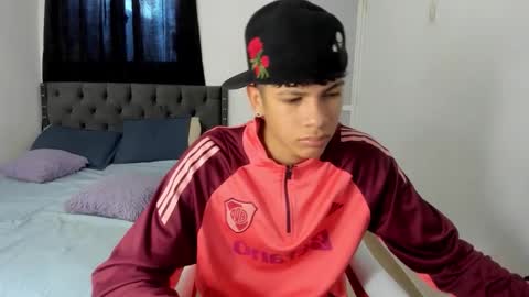 Snapshot of nick_master2 chatting on February 19, 7:32 pm nick_master2 online show from February 19, 7:32 pm