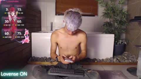 Nick  online show from January 8, 12:51 pm